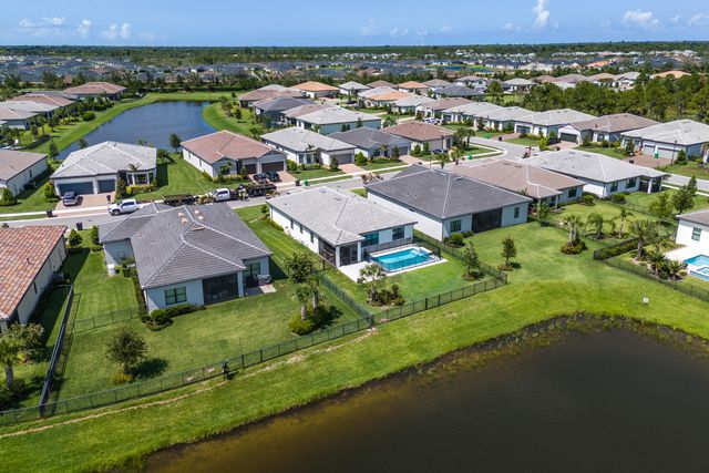 770 SE Courances Drive, Port St. Lucie, Port St Lucie, FL 34984