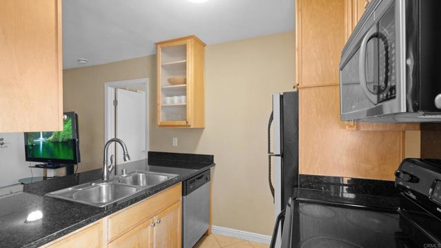 4860 Rolando Court 81, San Diego, CA 92115