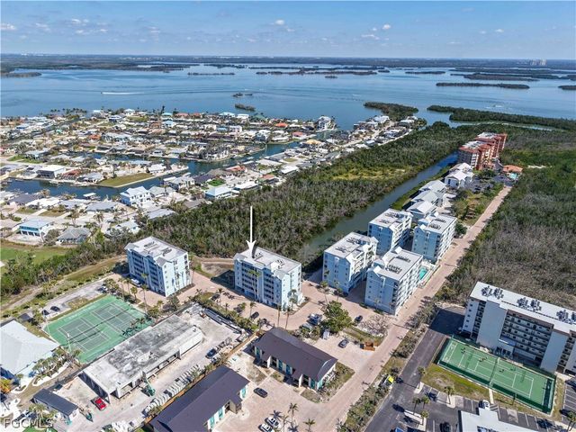 22748 Island Pines WAY 401, Fort Myers Beach, FL 33931