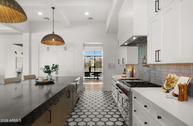 11221 N 75TH Street, Scottsdale, AZ 85260