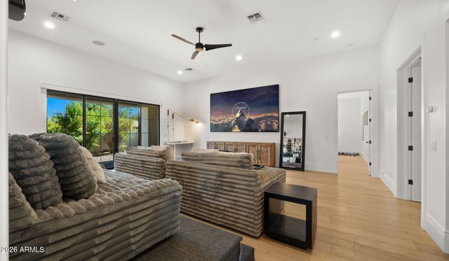 11221 N 75TH Street, Scottsdale, AZ 85260