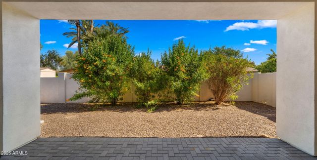 11221 N 75TH Street, Scottsdale, AZ 85260