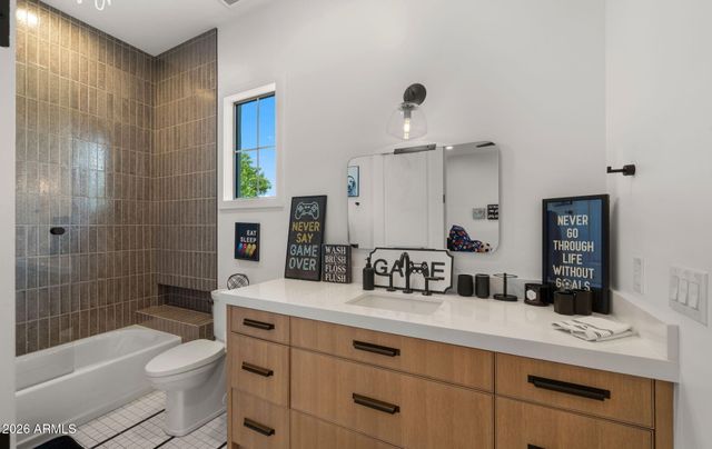 11221 N 75TH Street, Scottsdale, AZ 85260