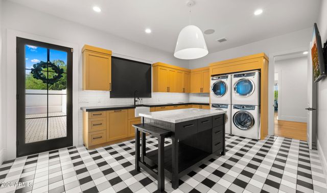 11221 N 75TH Street, Scottsdale, AZ 85260