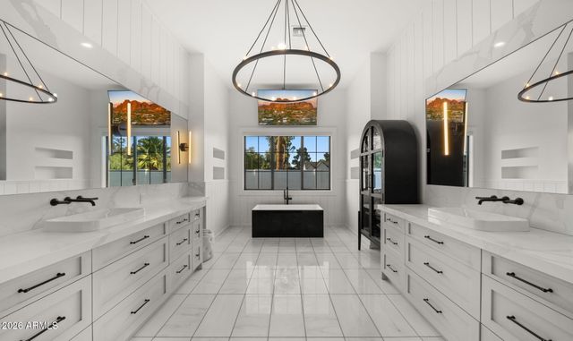 11221 N 75TH Street, Scottsdale, AZ 85260