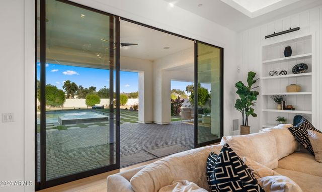 11221 N 75TH Street, Scottsdale, AZ 85260