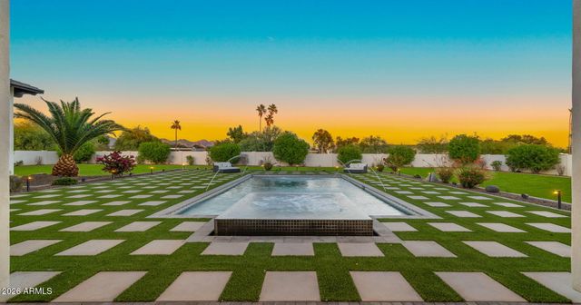 11221 N 75TH Street, Scottsdale, AZ 85260