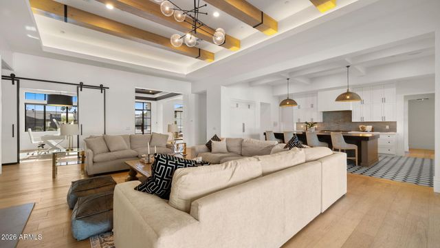 11221 N 75TH Street, Scottsdale, AZ 85260