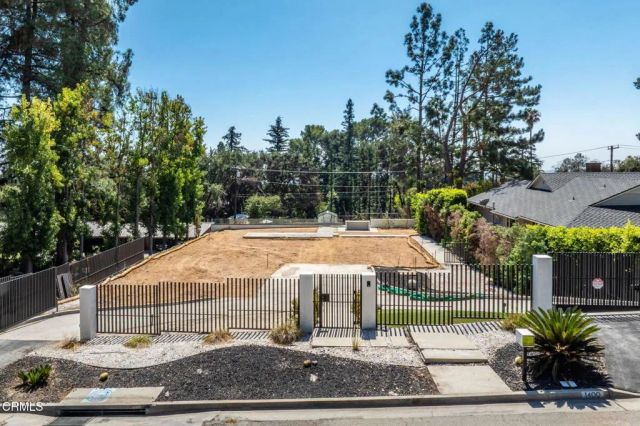 1400 E Palm, Altadena, CA 91001