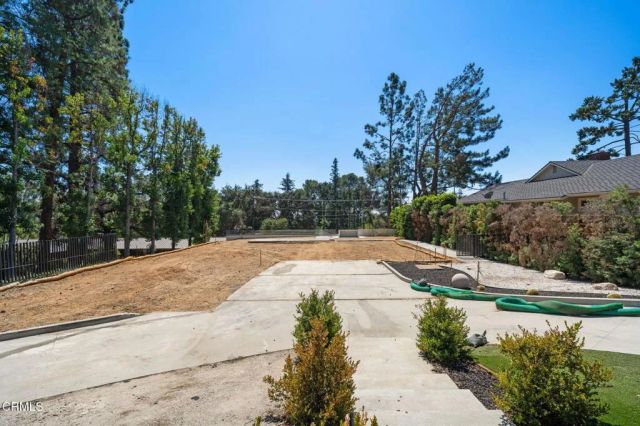 1400 E Palm, Altadena, CA 91001
