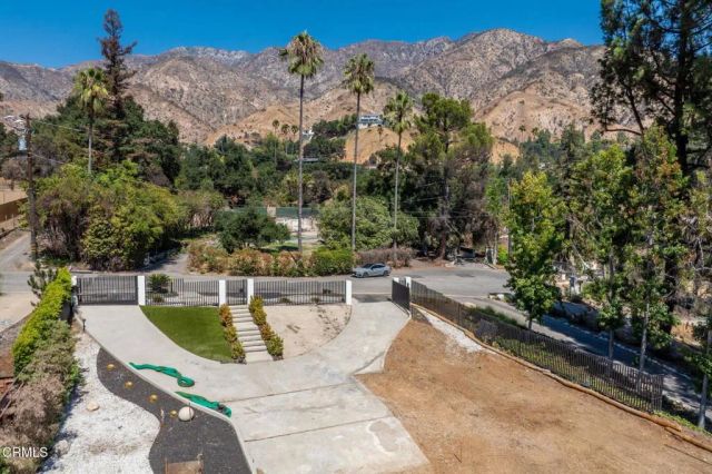 1400 E Palm, Altadena, CA 91001