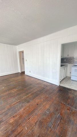 293 King Street 4, Charleston, SC 29401