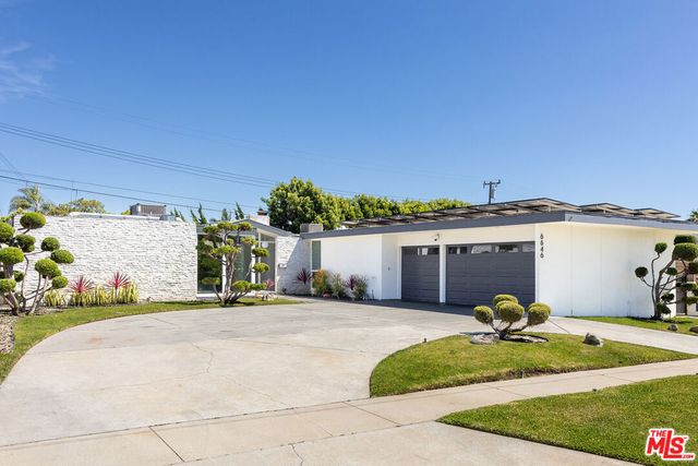 6646 S Bedford Avenue, Los Angeles, CA 90056