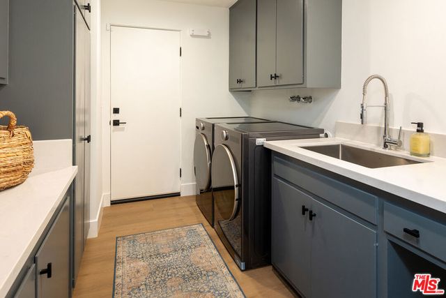 6646 S Bedford Avenue, Los Angeles, CA 90056