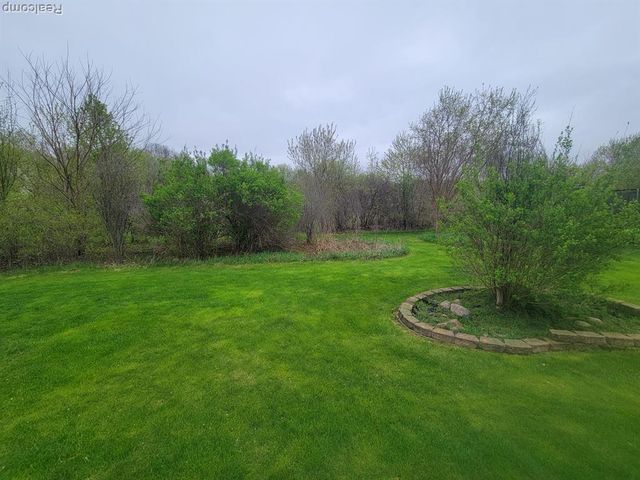 10224 Wellington Drive, Clarkston, MI 48348