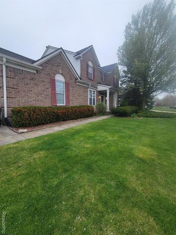 10224 Wellington Drive, Clarkston, MI 48348