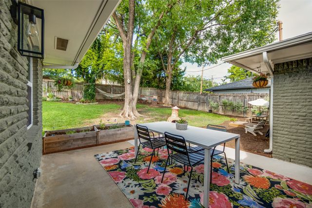 1529 Briarcrest Drive, Dallas, TX 75224