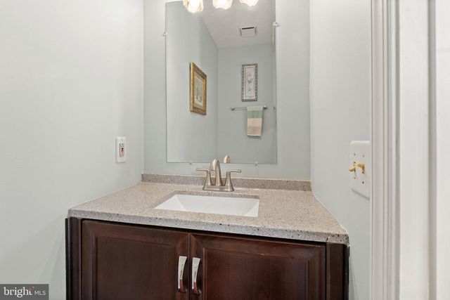 6630 HIGH VALLEY LN, Alexandria, VA 22315