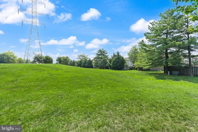 6630 HIGH VALLEY LN, Alexandria, VA 22315