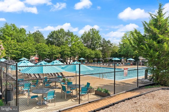 6630 HIGH VALLEY LN, Alexandria, VA 22315