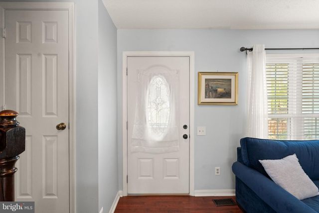 6630 HIGH VALLEY LN, Alexandria, VA 22315