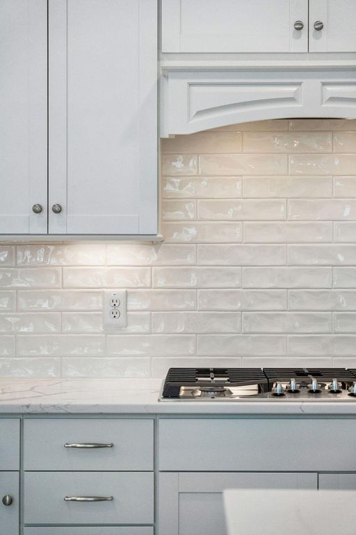 Image 14 of property listing at 1675 Cultivation Lane, Mount Pleasant, SC 29466