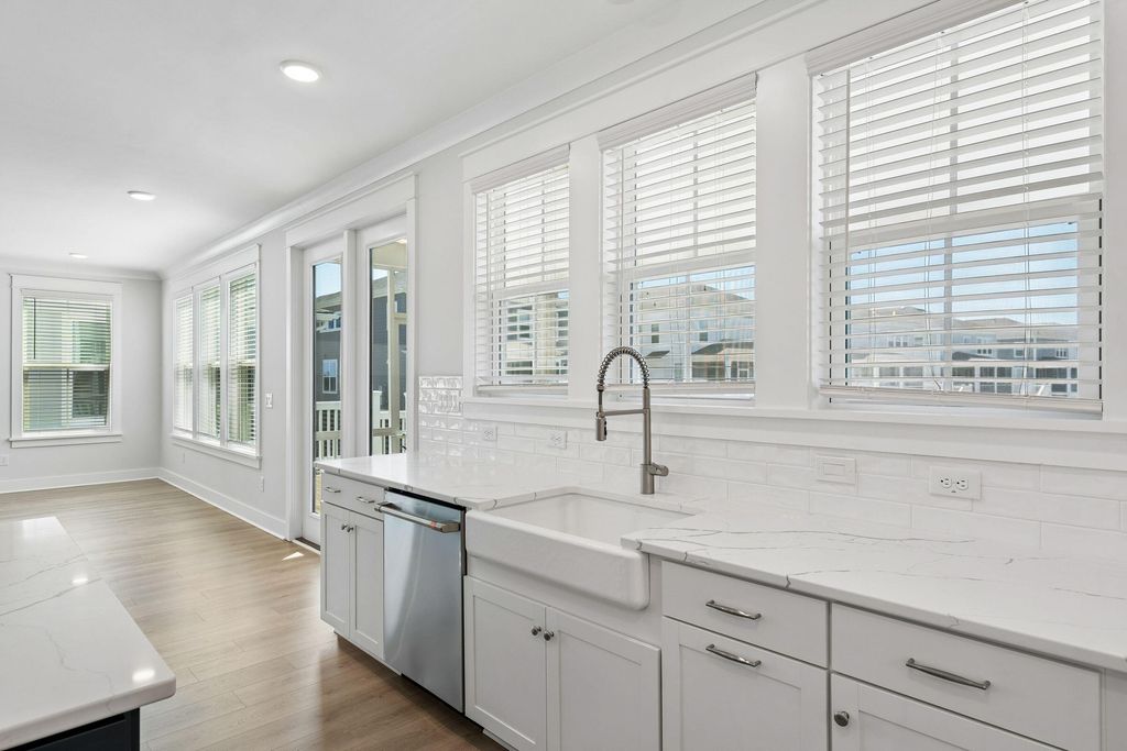 Image 18 of property listing at 1675 Cultivation Lane, Mount Pleasant, SC 29466