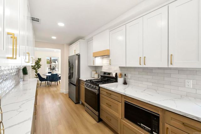 5170 Randlett Drive, La Mesa, CA 91942