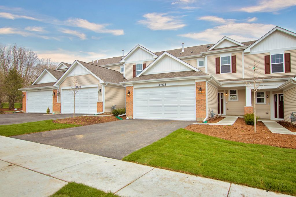 3717 Monica Lane, Johnsburg, IL 60051