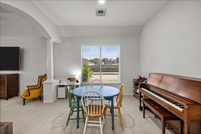 1306 Golden Sun Court, Pasadena, TX 77586