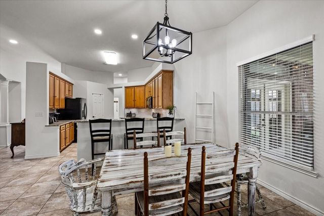 1306 Golden Sun Court, Pasadena, TX 77586