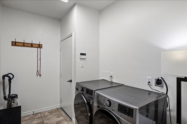 1306 Golden Sun Court, Pasadena, TX 77586
