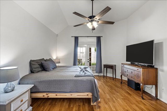 1306 Golden Sun Court, Pasadena, TX 77586