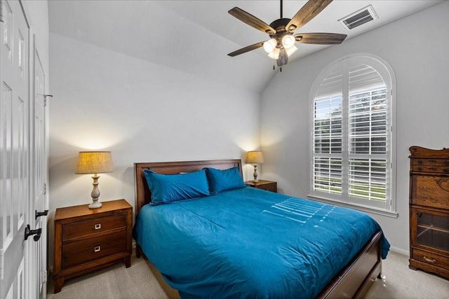 1306 Golden Sun Court, Pasadena, TX 77586