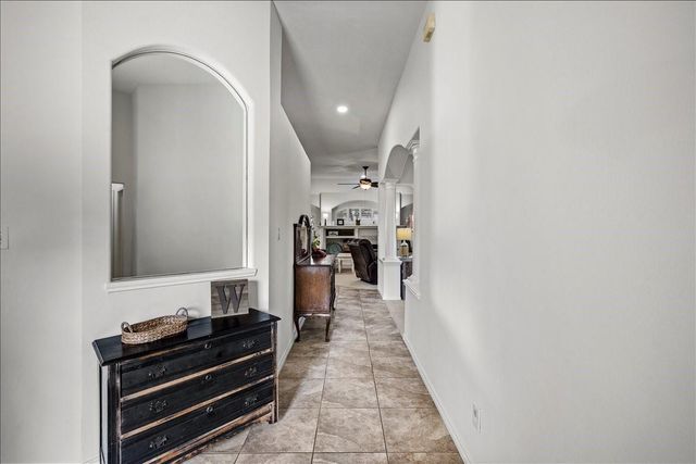 1306 Golden Sun Court, Pasadena, TX 77586