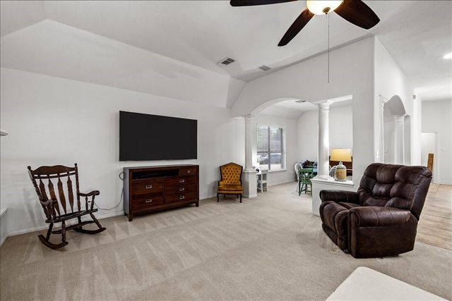 1306 Golden Sun Court, Pasadena, TX 77586