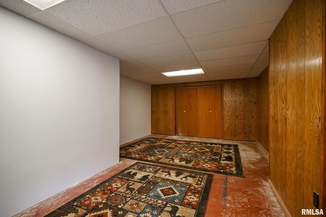 6211 N TEAL WOOD Circle, Peoria, IL 61615
