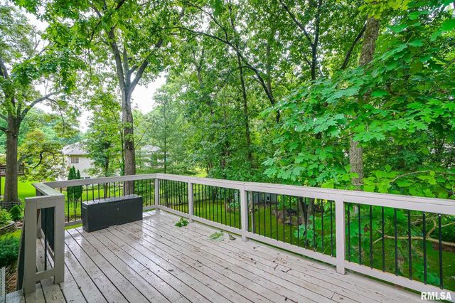 6211 N TEAL WOOD Circle, Peoria, IL 61615