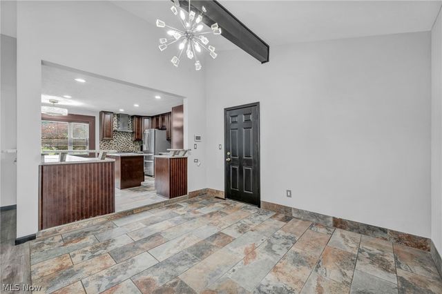 28610 Lynhaven Drive, North Olmsted, OH 44070
