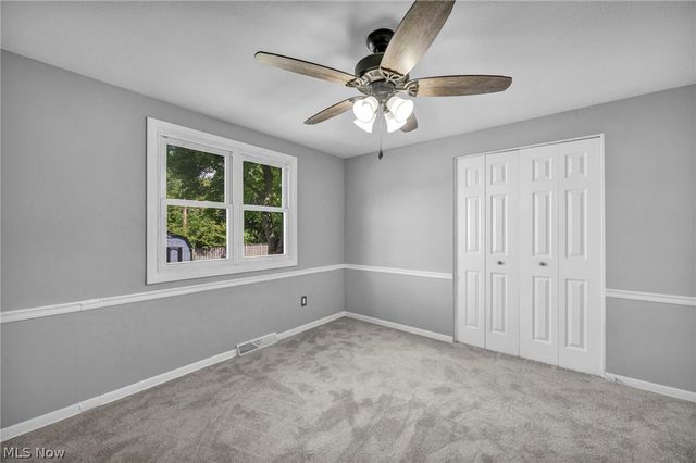 28610 Lynhaven Drive, North Olmsted, OH 44070