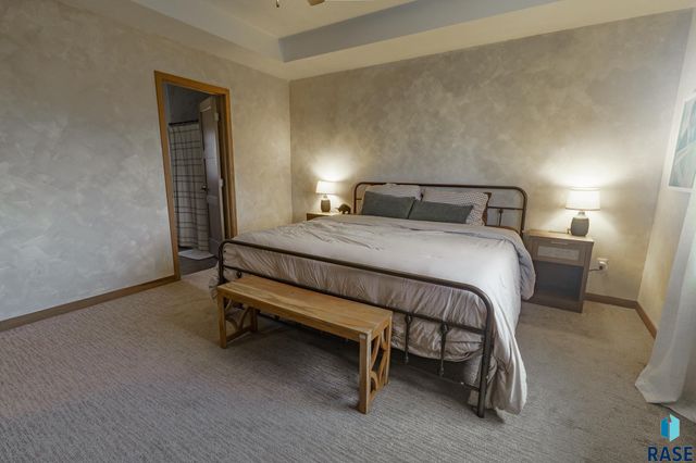 252 Lydia Ct Court, Harrisburg, SD 57032