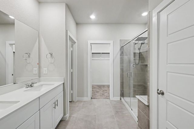 2010 W Darlington Oak Court, Conroe, TX 77304