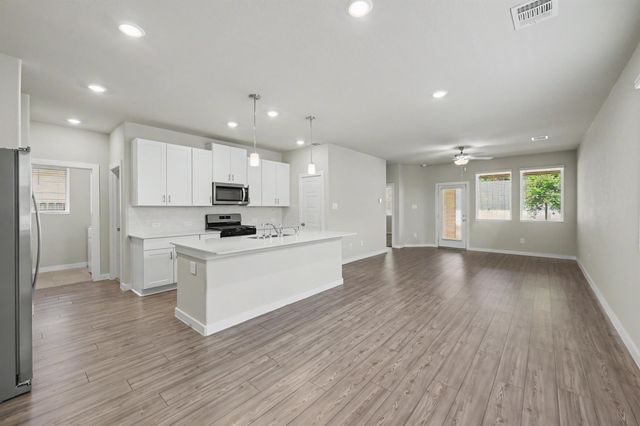 2010 W Darlington Oak Court, Conroe, TX 77304