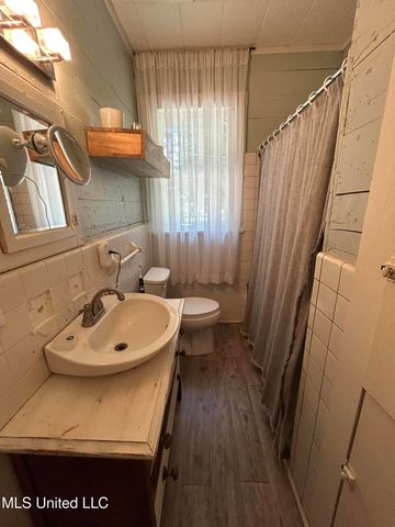 1006 Lamar Street, Cleveland, MS 38732