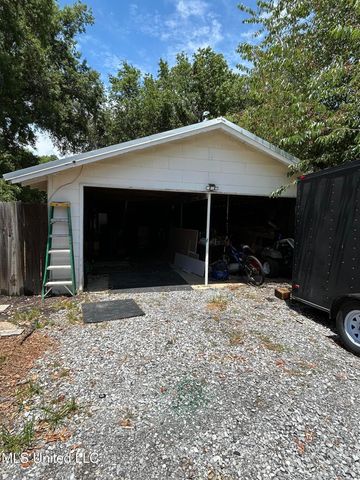1006 Lamar Street, Cleveland, MS 38732
