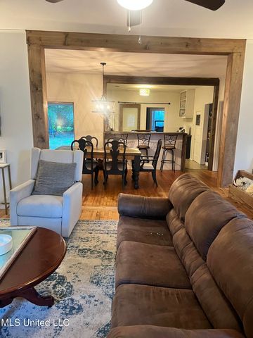 1006 Lamar Street, Cleveland, MS 38732