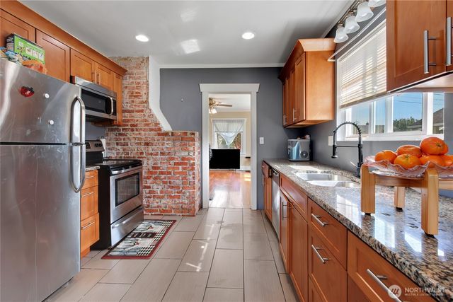 5640 S I, Tacoma, WA 98408