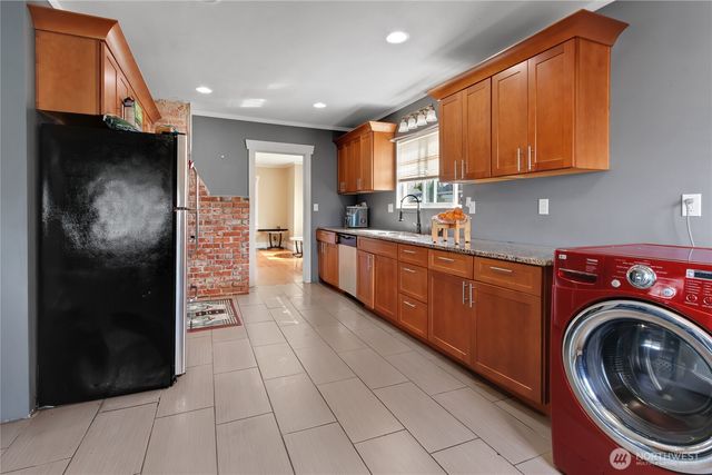 5640 S I, Tacoma, WA 98408