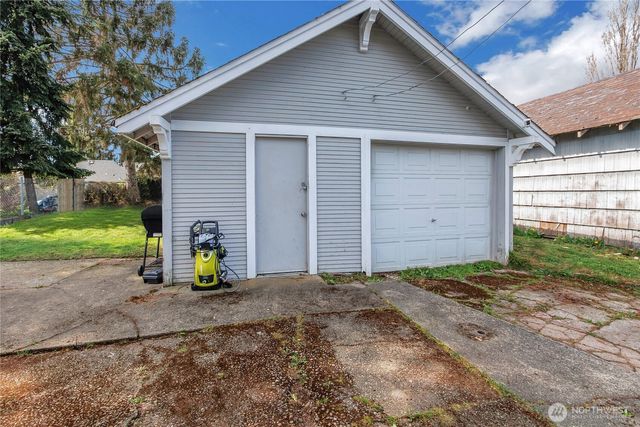 5640 S I, Tacoma, WA 98408