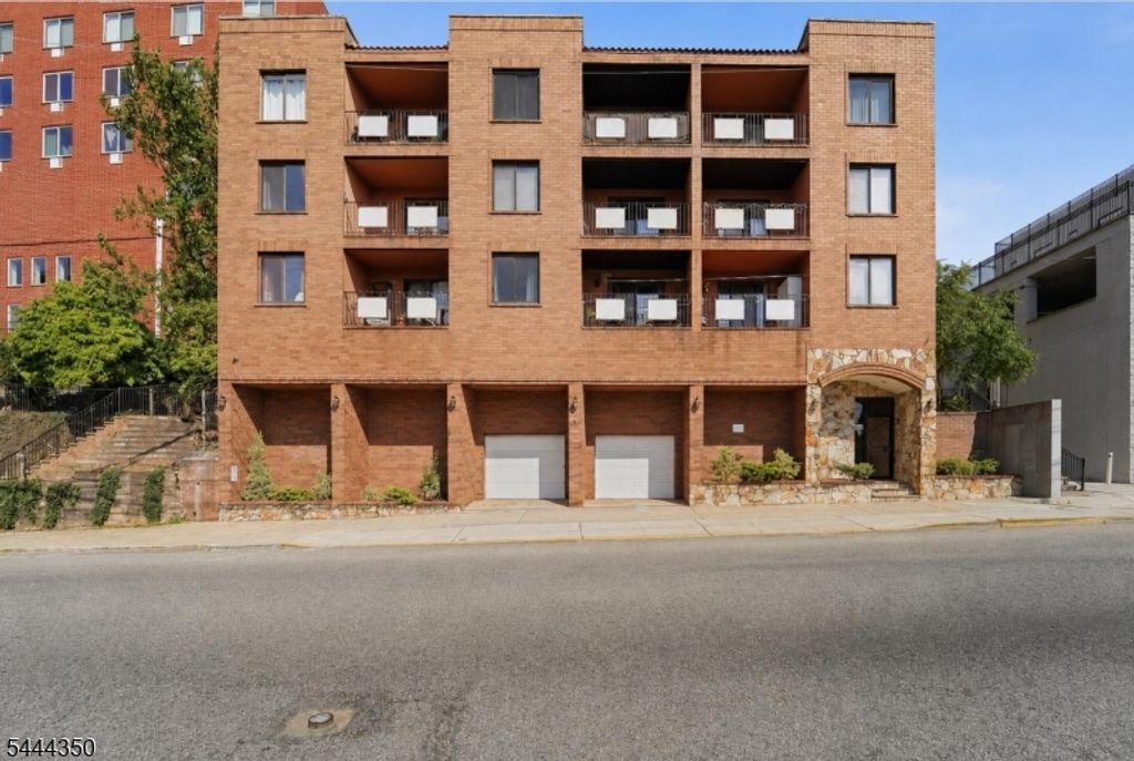1906 Paterson Plank Rd 3D, North Bergen Twp., NJ 07047 — exterior